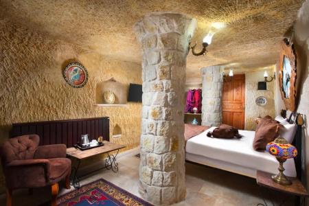 Romantic Cave - 1