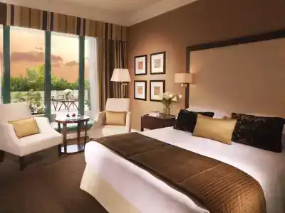 Mövenpick Grand Al Bustan - 1