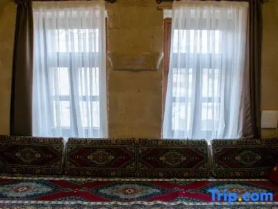 Caravanserai Cave - 234