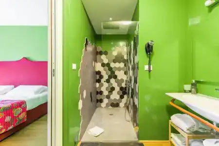 Rarity Suites - 117