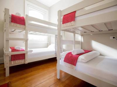 Montacute Boutique Bunkhouse - 9