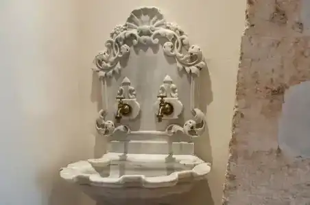 Elia Zampeliou - 10