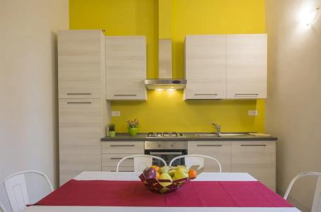 Regis Condo - 164