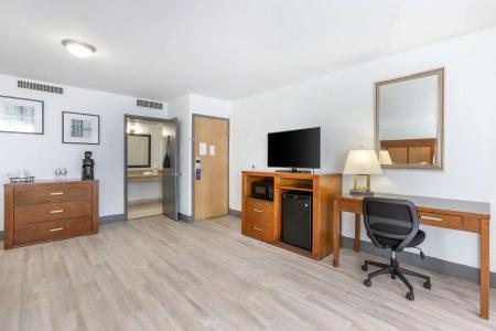 Best Western Plus El Paso Airport & Conference Center - 60