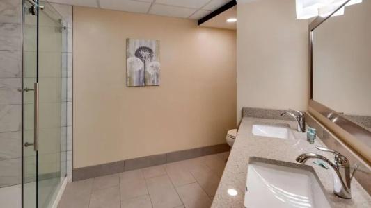 Best Western Plaza Inn - 115