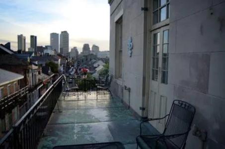 Lafitte & Bar - 26
