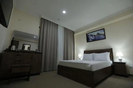 Ayvon Express - 20