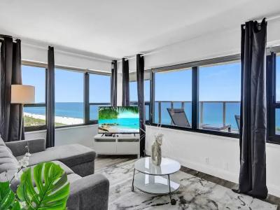 The Alexander All Suites - 116
