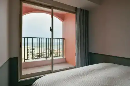 Lequ Okinawa Chatan Spa ＆ Resort - 6