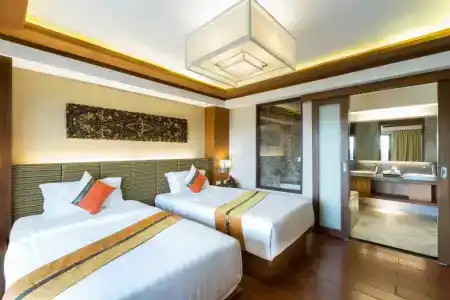 Asias Group (Poonpetch Chiangmai) - 66