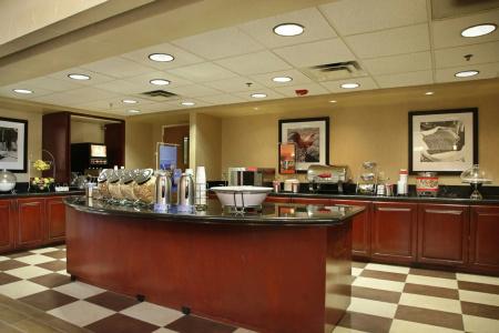 Hampton Inn & Suites Phoenix/Scottsdale - 40