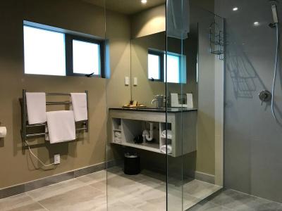 Ellerslie Palms - 8