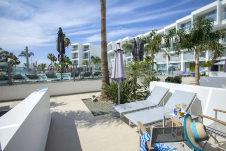 Limanaki Beach & Suites - 90