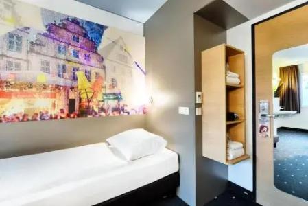 B&B Bielefeld-Ost - 2