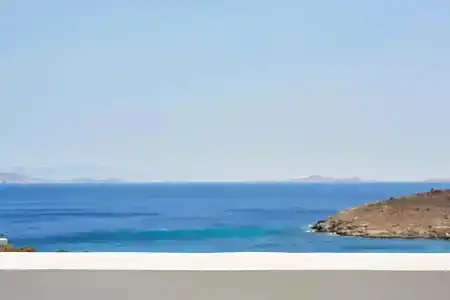 Mr. and Mrs. White Tinos - 118