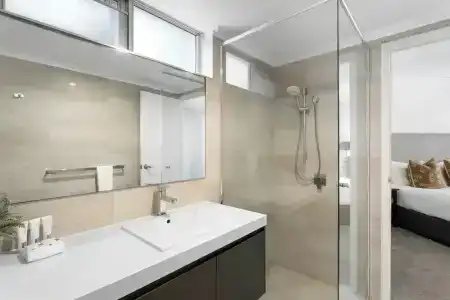 Noosa Tropicana - 114