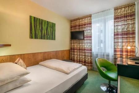 Arosa Düsseldorf Oberkassel - 18
