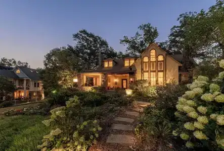 Stonehurst Place Bed & Breakfast - 33