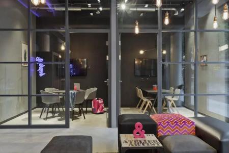 Moxy Frankfurt East - 12