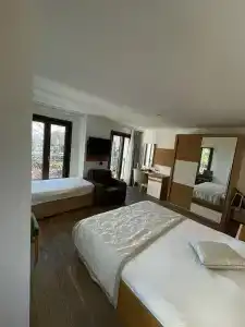 Shah Inn - 40
