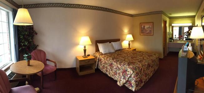 La Quinta by Wyndham Branson - 7