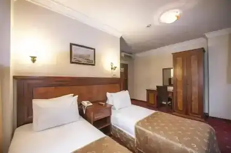 Grand Eyuboglu - 30
