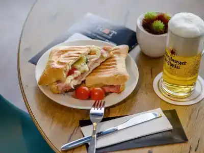 ibis Würzburg City - 24