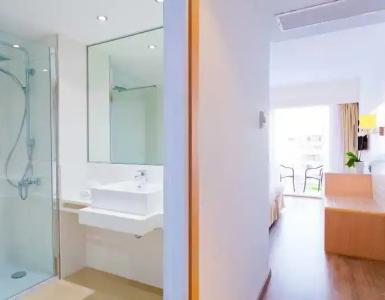 Sunprime Waterfront - 9