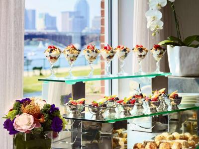 Royal Sonesta Boston - 33