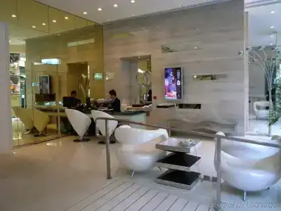 Empire - Wan Chai - 1