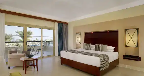 Coral Sea Holiday Resort and Aqua Park - 2
