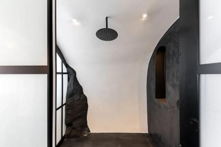 Olvos Luxury Suites - 8