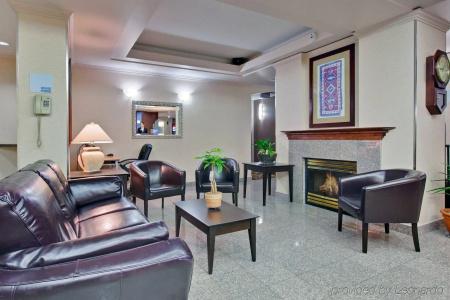 Rodeway Inn & Suites - 1
