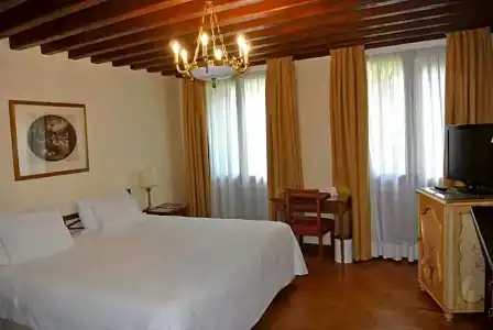 Cipriani - 70