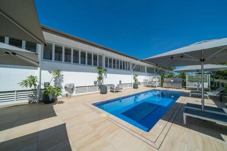 Saltwater Luxury - 14
