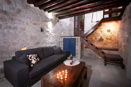 Oinoessa Traditional Boutique Guest Houses - 17