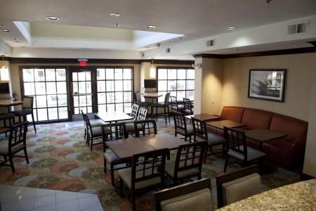 Staybridge Suites - 15
