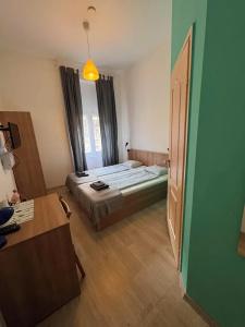Omega Guesthouse Budapest - 42