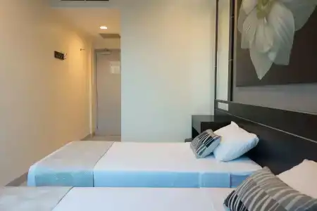81 Changi - SG Clean - 4