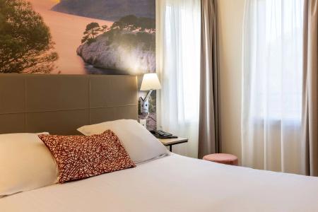 Sure by Best Western Coeur De Cassis - 34