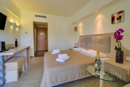 Olympian Bay Grand Resort - All Inclusive - 11