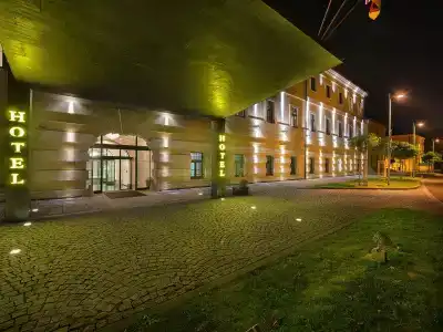EA Tereziánský dvůr - 0