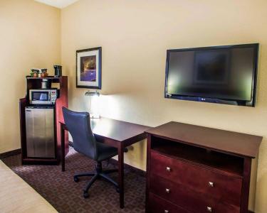 Quality Inn & Suites - 3