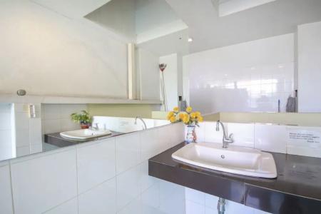 OYO 1054 Phuket Backpacker Hostel - 40
