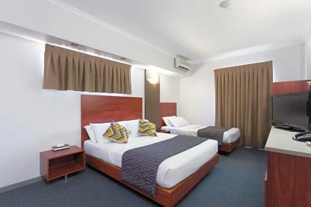 Rocklea International - 25