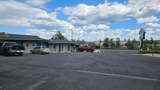 Travelers Inn - 12