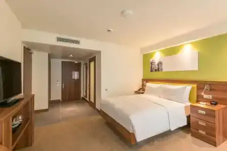 Hampton By Hilton Munich City West - 30