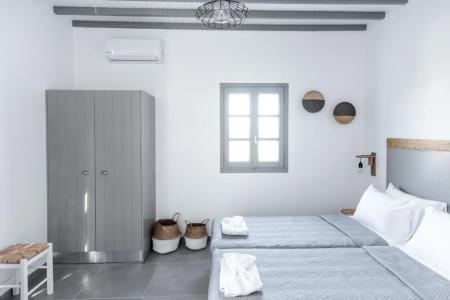 White and Grey - 177