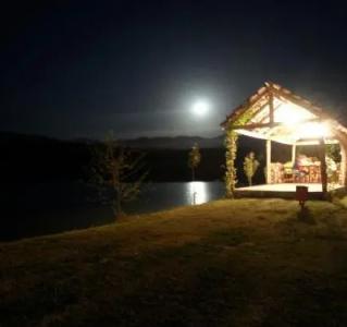 Hope Lake - 18