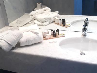 Anastazia Luxury Suites & Spa - 61